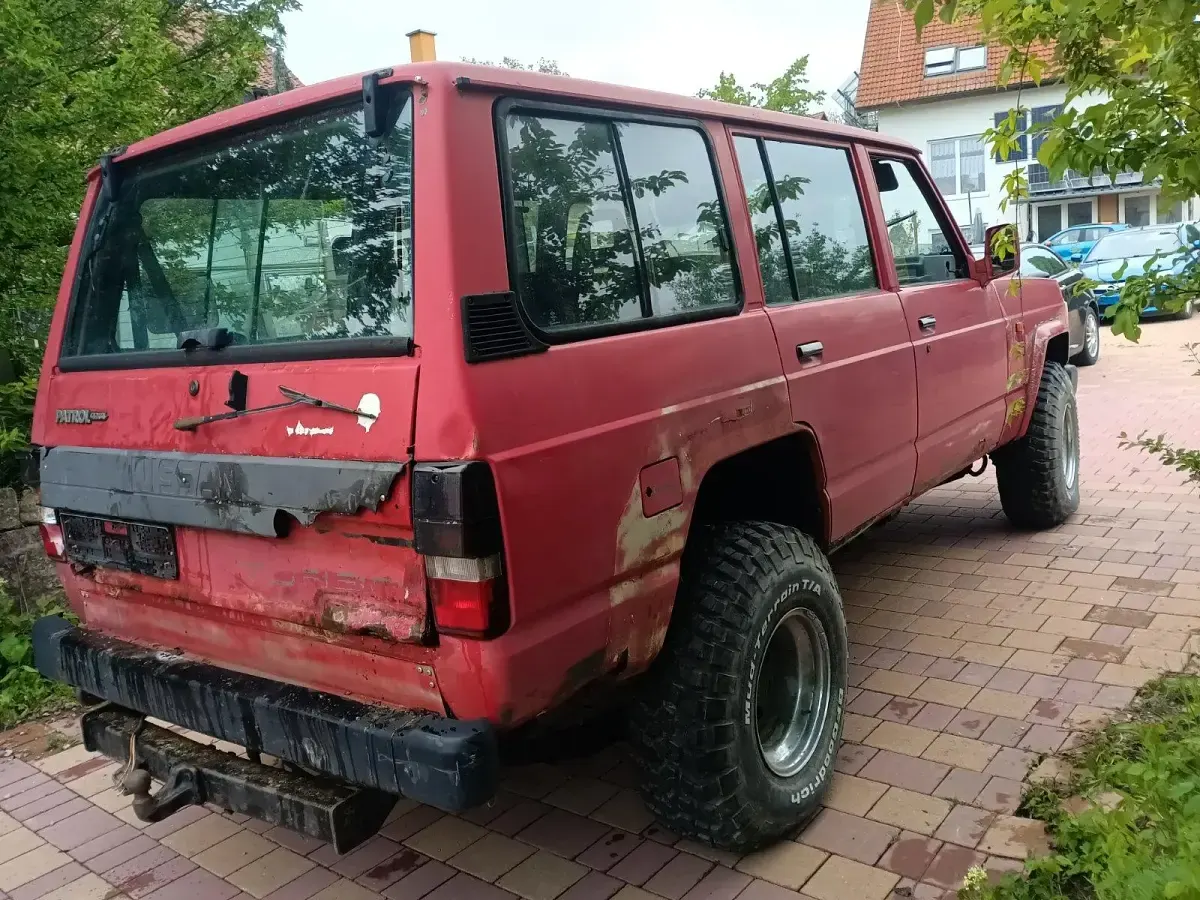 Gebraucht Nissan Patrol 116 PS (85 kW) 1993 Rot SUV