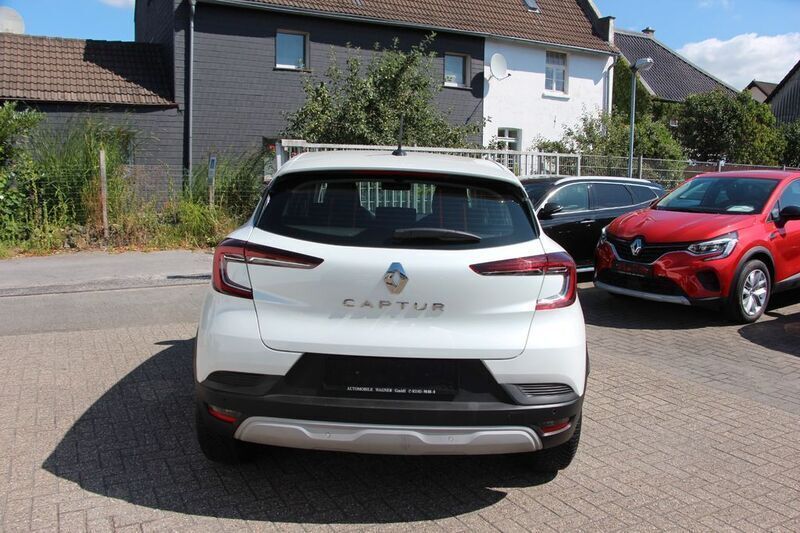 Gebraucht Renault Captur Evolution 91 PS (66 kW) 2023 Weiß SUV