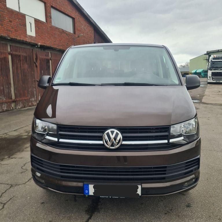 Second-hand VW T6 150 CP (110 kW) 2018 Maro Van