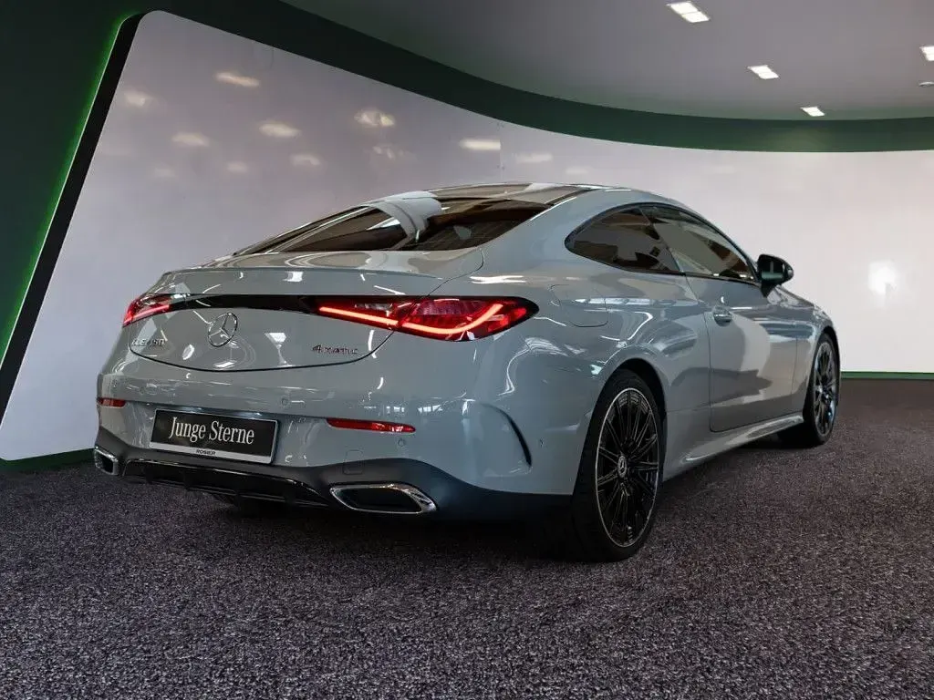 Gebraucht Mercedes 450 381 PS (280 kW) 2025 Grau / manufaktur alpingrau Coupé
