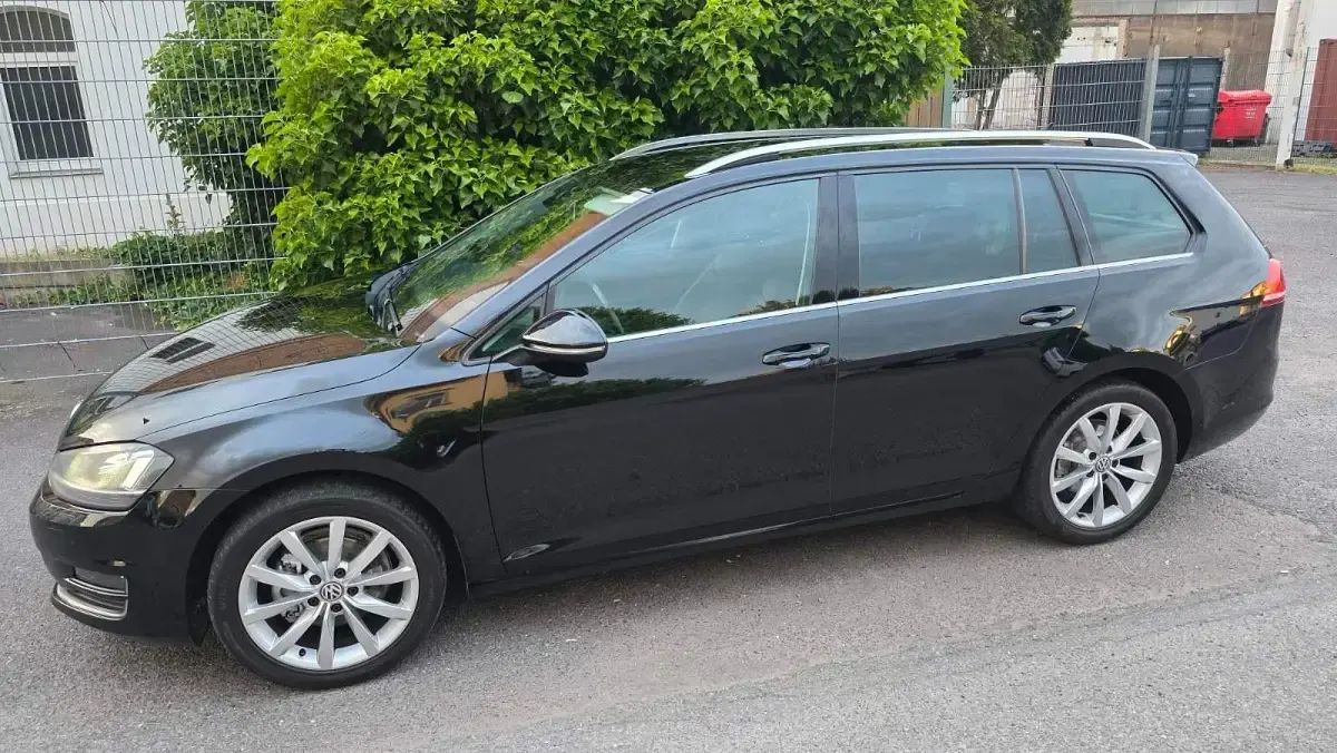 Gebraucht VW Golf VII Highline 2015 Schwarz Kombi