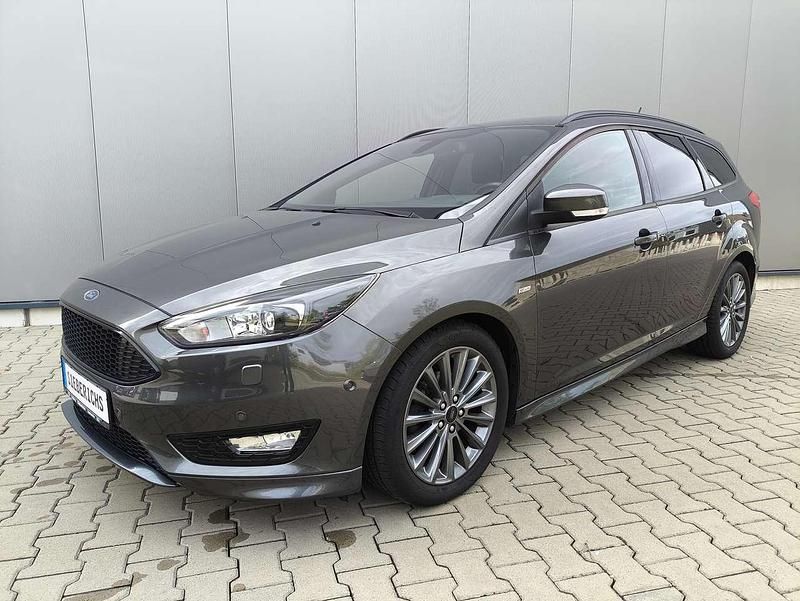 Magneticgraumetallic Gebraucht 2017 Ford Focus ST-Line Kombi | 10.985 € (Fairer Preis) - Bild 1/4