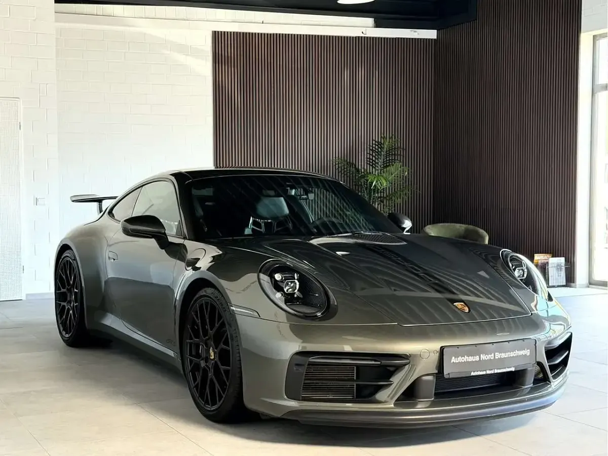Gebraucht Porsche 911 Carrera GTS Chrono 480 PS (353 kW) 2023 Grün Coupé