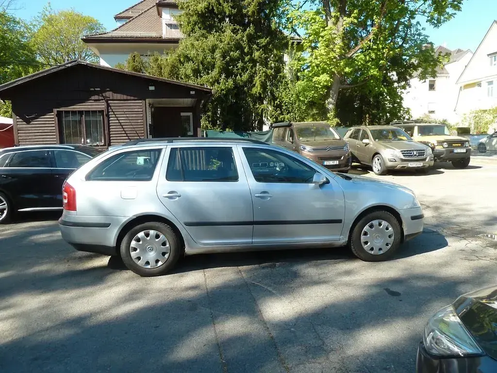 Gebraucht Skoda Octavia Team Edition 105 PS (77 kW) 2008 Silber Kombi