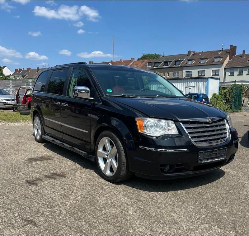 Schwarz Gebraucht 2008 Chrysler Voyager Van / Kleinbus | 8.999 € - Bild 1/4