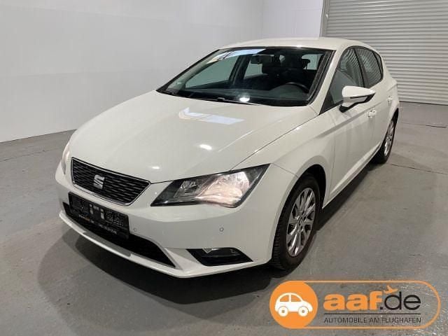 Weiss Gebraucht 2016 Seat Leon Style Limousine | 10.450 € (Fairer Preis) - Bild 1/4