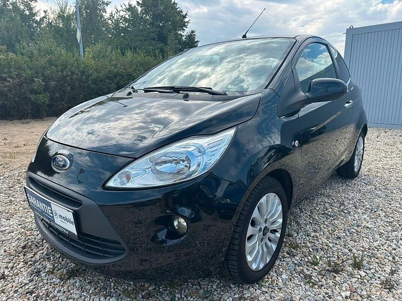 Schwarz Gebraucht 2013 Ford Ka Titanium Kleinwagen | 4.740 € (Fairer Preis) - Bild 1/4