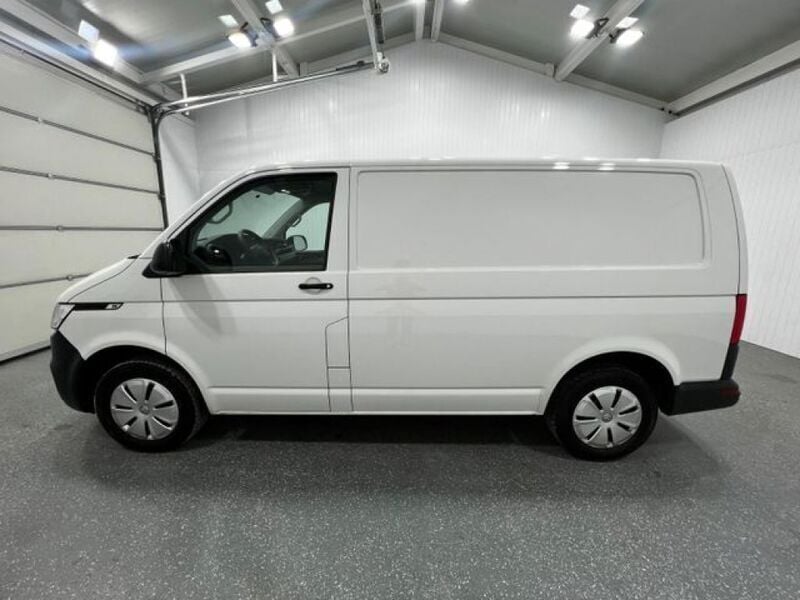 Gebraucht VW T6.1 110 PS (80 kW) 2022 Candyweiss Van