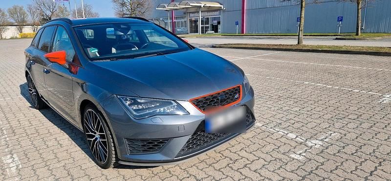Second-hand Seat Leon CUPRA 280 CP (205 kW) 2015 Gri Break