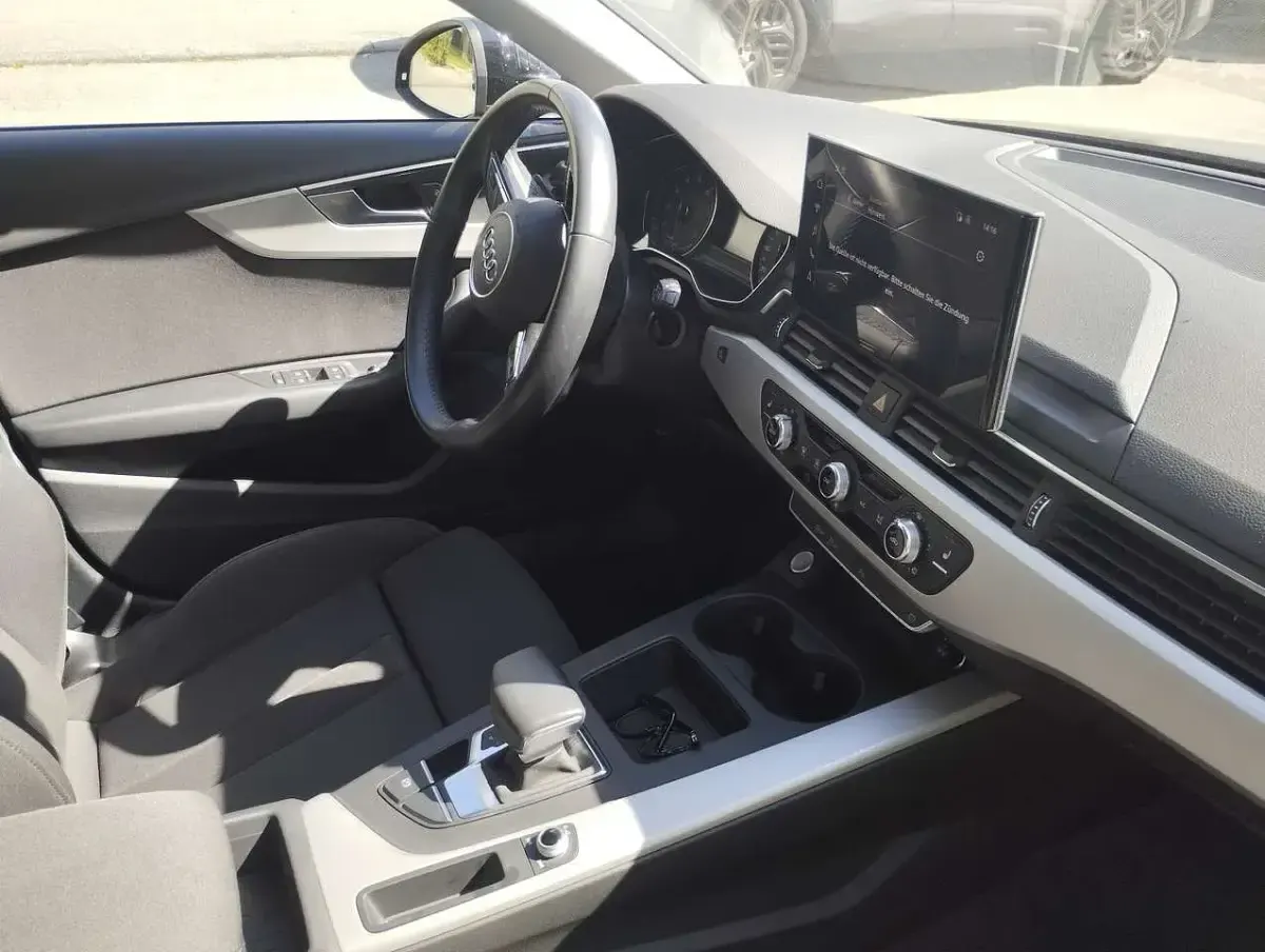 Gebraucht Audi A4 Advanced 150 PS (110 kW) 2020 Kombi