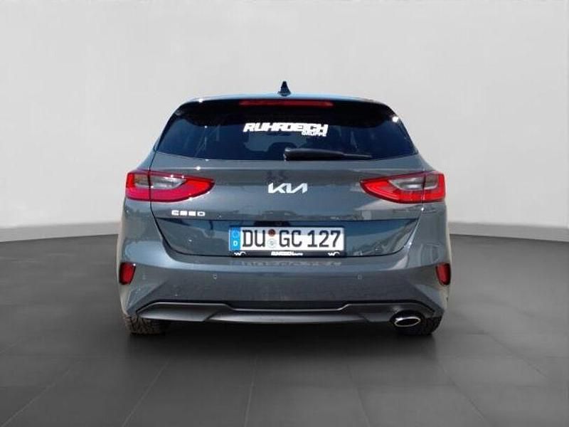Gebraucht Kia Ceed Platinum 140 PS (102 kW) 2025 (h8g) dark penta metal m Kleinwagen