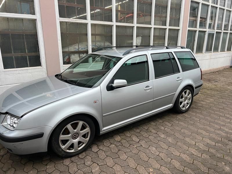Gebraucht VW Bora 204 PS (150 kW) 2001 Silber Kombi