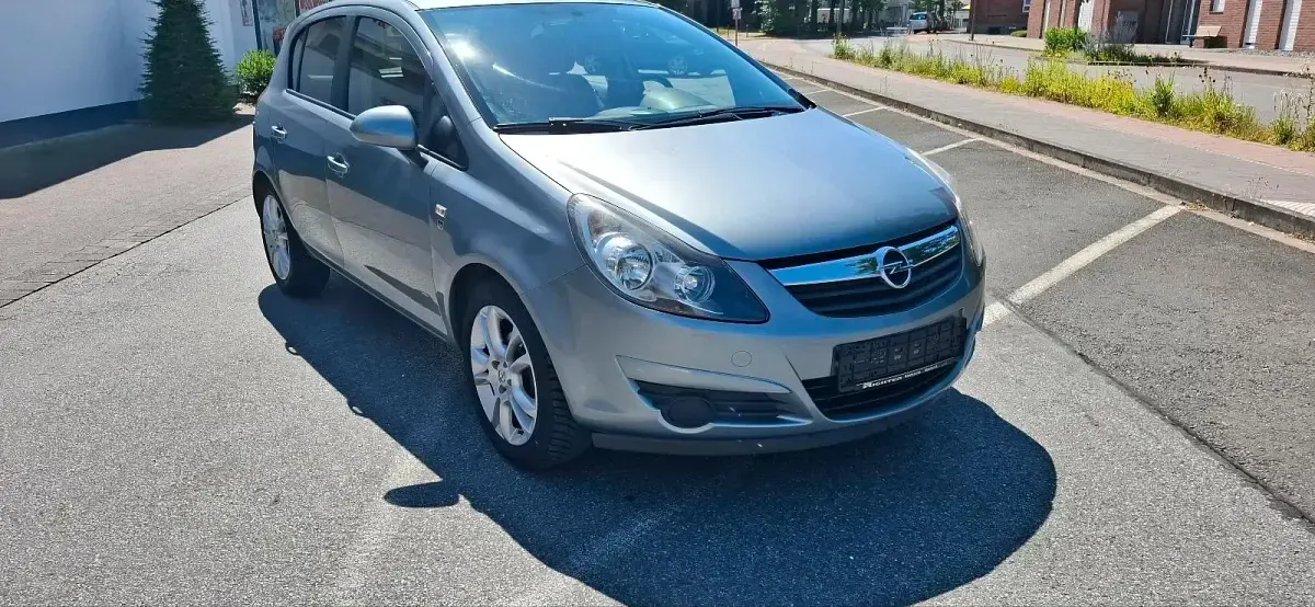 Gebraucht Opel Corsa 74 PS (54 kW) 2010 Grau Kleinwagen