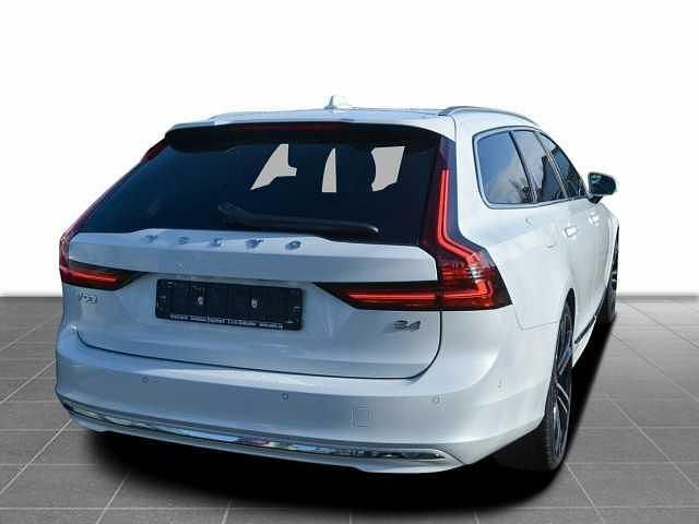 Gebraucht Volvo V90 145 PS (106 kW) 2024 Kombi