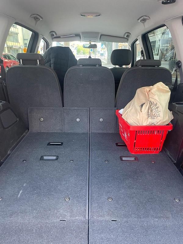 Second-hand Ford Galaxy 163 CP (119 kW) 2014 Andere farben Monovolum