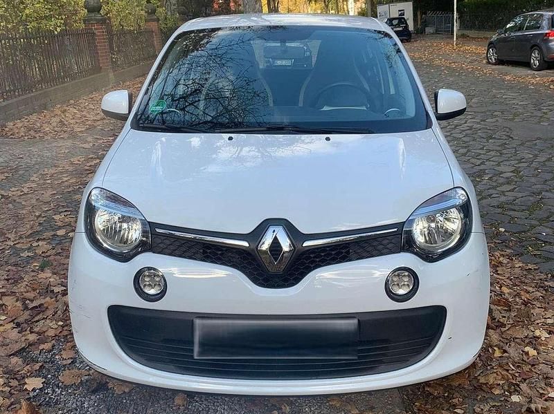 Weiß Gebraucht 2016 Renault Twingo SE Kleinwagen | 4.800 € (Guter Preis) - Bild 1/4