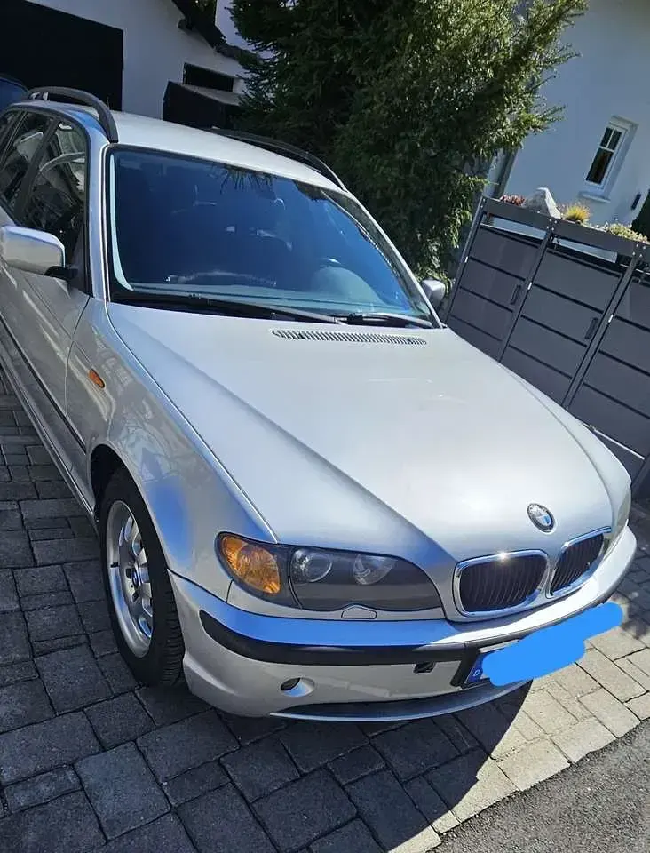 Gebraucht BMW 320 Lifestyle 150 PS (110 kW) 2004 Silber Kombi
