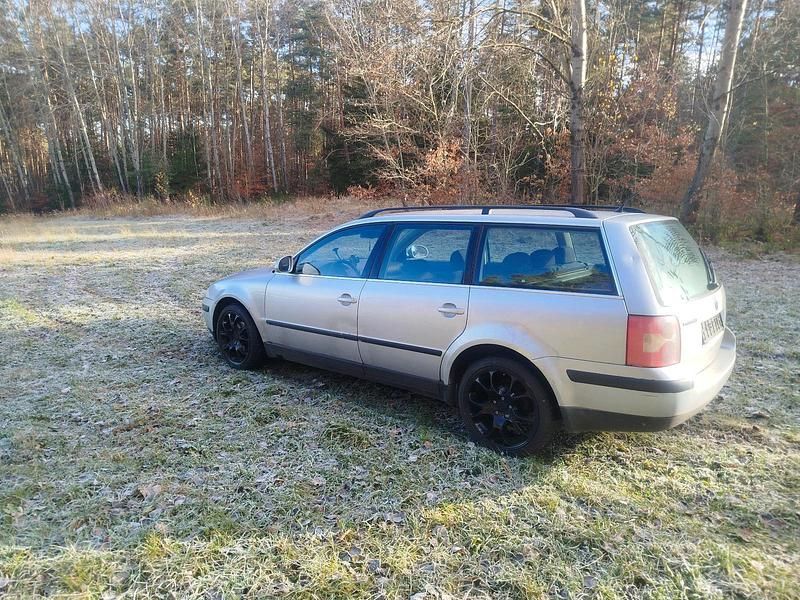 Gebraucht 2002 VW Passat Kombi | 620 € (Superpreis) - Bild 1/4