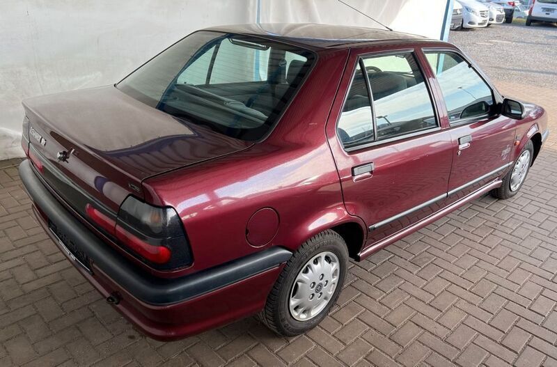 Gebraucht Renault 19 73 PS (53 kW) 1993 Rot Limousine