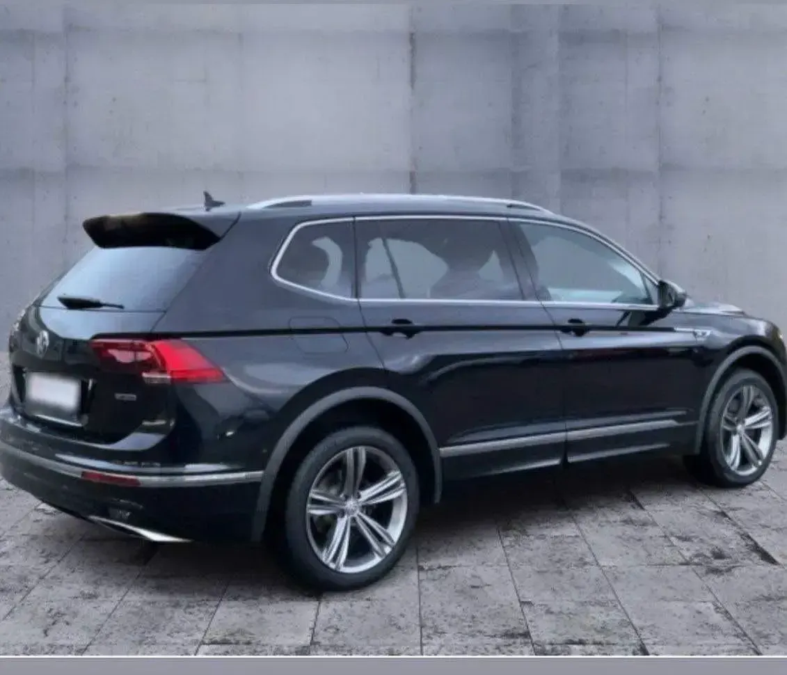 Gebraucht VW Tiguan 200 PS (147 kW) 2021 Schwarz SUV