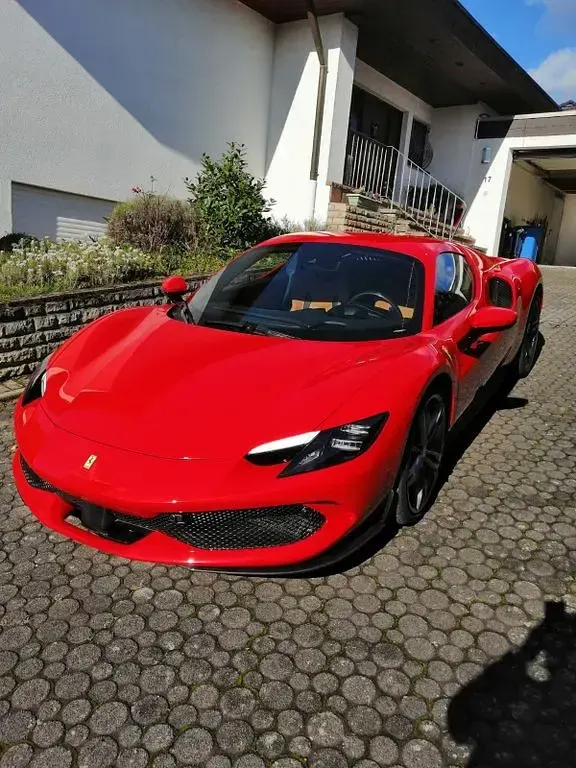 Nowe Ferrari 296 829 KM (609 kW) 2025 Czerwony Kabriolet