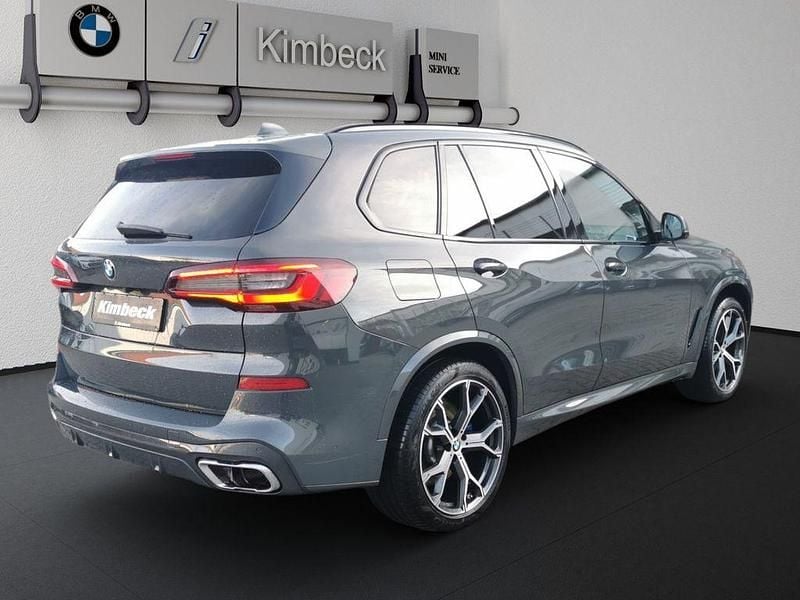Gebraucht BMW X5 M Sport 340 PS (250 kW) 2022 Bmw individual dravitgrau met SUV