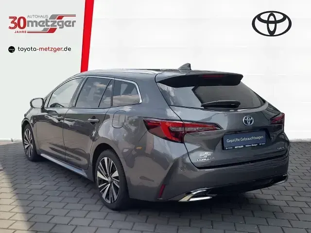 Gebraucht Toyota Corolla Basis 140 PS (102 kW) 2025 Grau Kombi