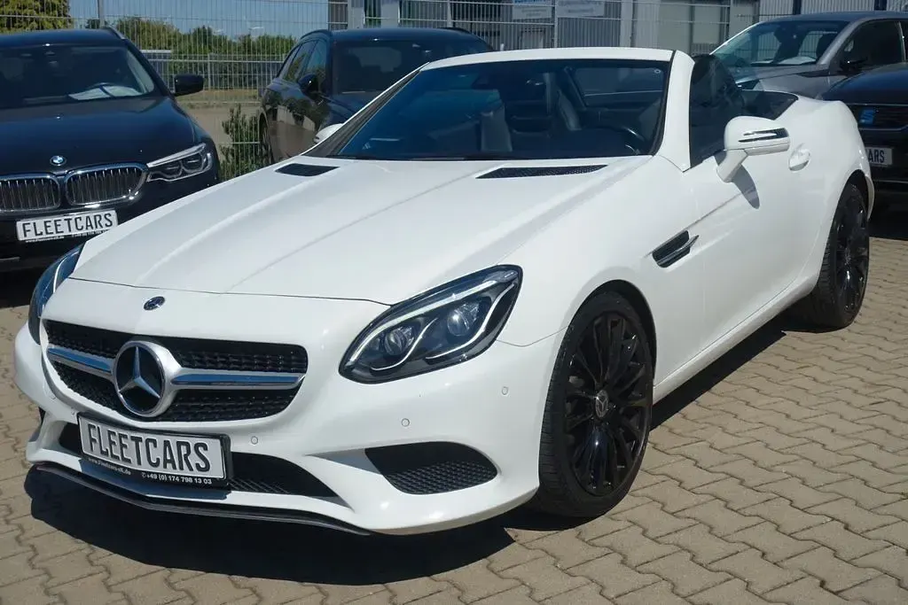 Gebraucht Mercedes SLC180 156 PS (114 kW) 2018 Weiß Cabrio