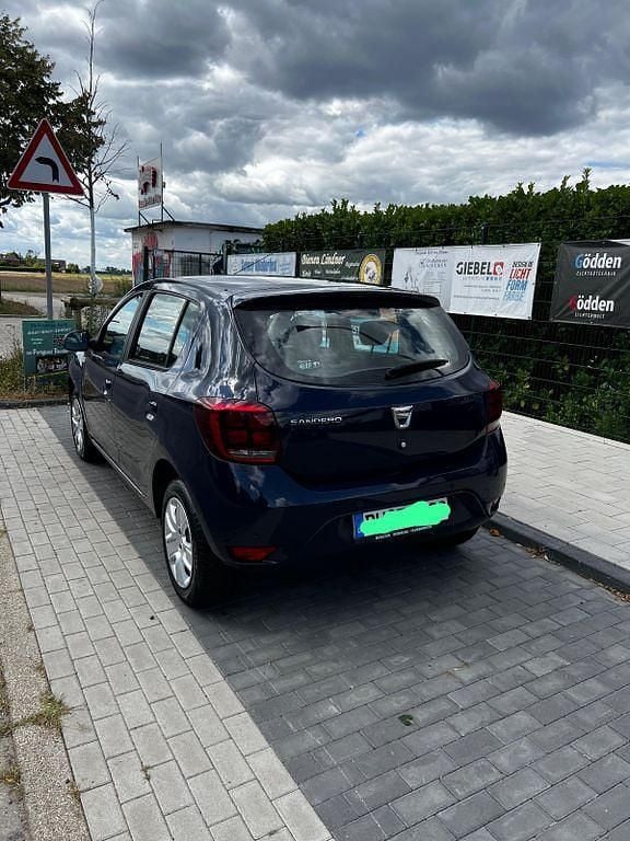 Blau Gebraucht 2018 Dacia Sandero Comfort Kleinwagen | 7.250 € (Guter Preis) - Bild 1/4