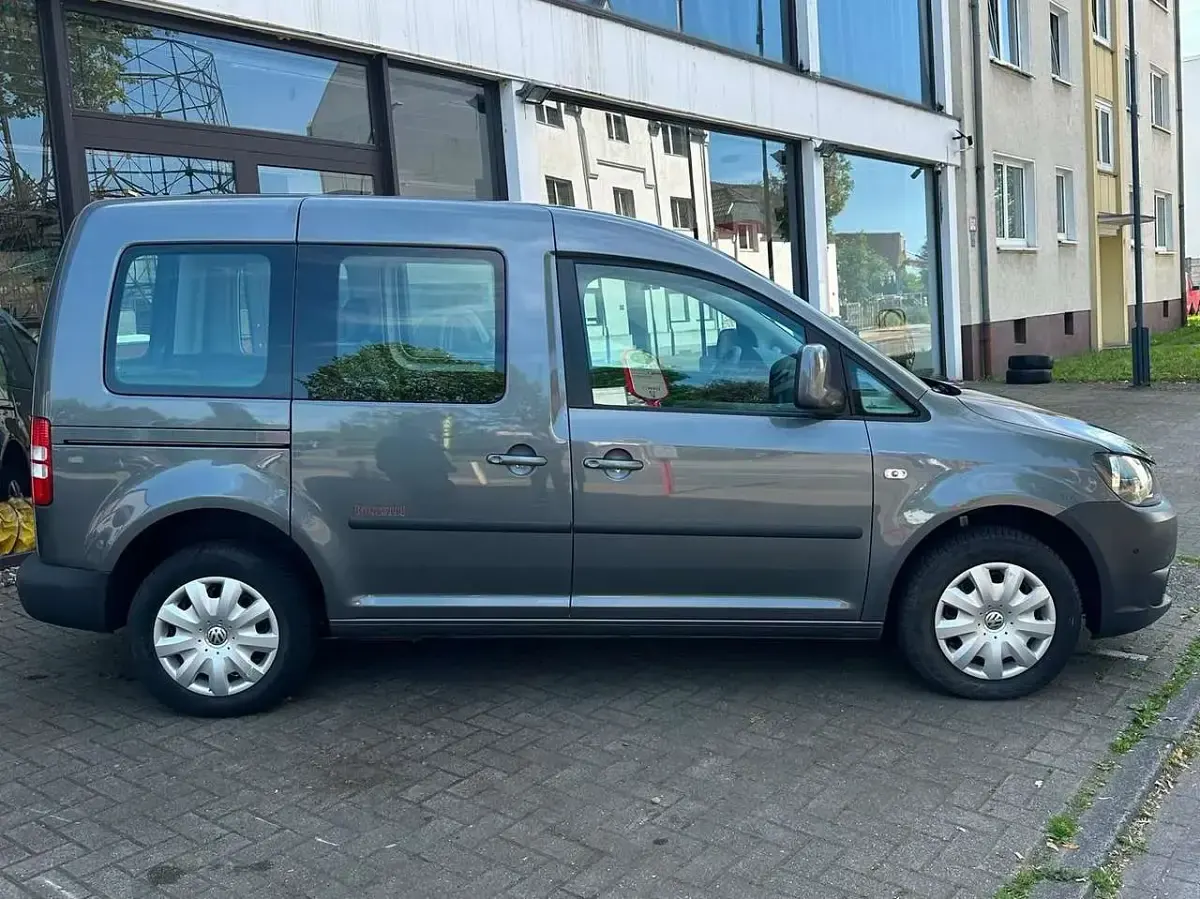 Gebraucht VW Caddy Edition 105 PS (77 kW) 2011 Grau Van / Kleinbus