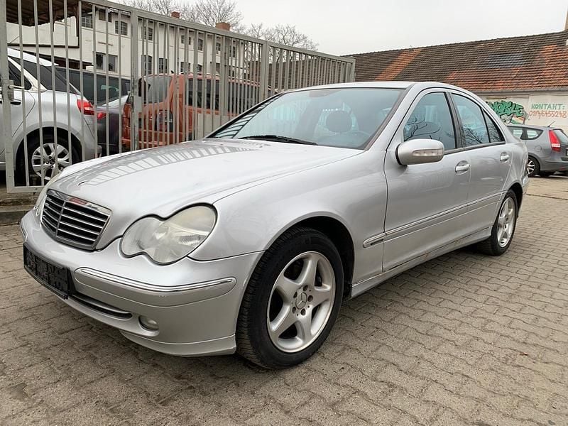 Gebraucht Mercedes C200 163 PS (119 kW) 2002 Limousine
