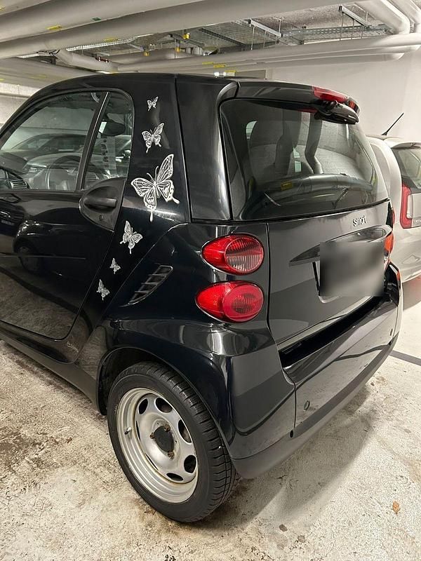 Gebraucht Smart ForTwo Coupé 61 PS (44 kW) 2010 Schwarz Coupé