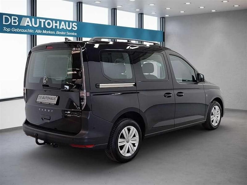 Gebraucht VW Caddy 102 PS (75 kW) 2023 Schwarz Van / Kleinbus
