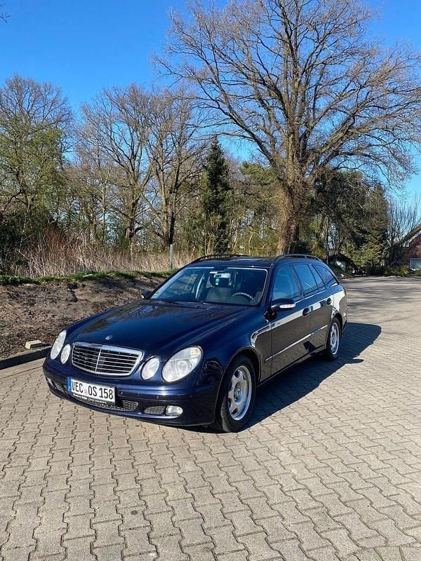 Blau Gebraucht 2006 Mercedes E280 Elegance Kombi | 2.450 € (Etwas zu teuer) - Bild 1/4