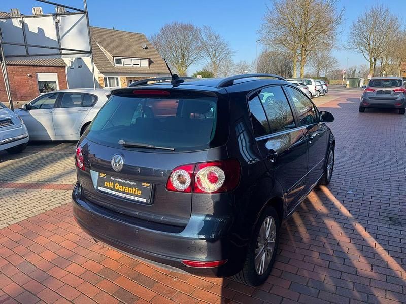 Gebraucht VW Golf Plus Cross Life 105 PS (77 kW) 2013 Blau Van / Kleinbus