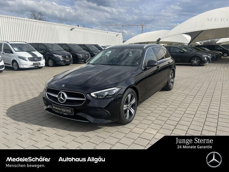 Lack obsidianschwarz Gebraucht 2023 Mercedes C180 Avantgarde Kombi | 33.360 € (Etwas zu teuer) - Bild 1/4