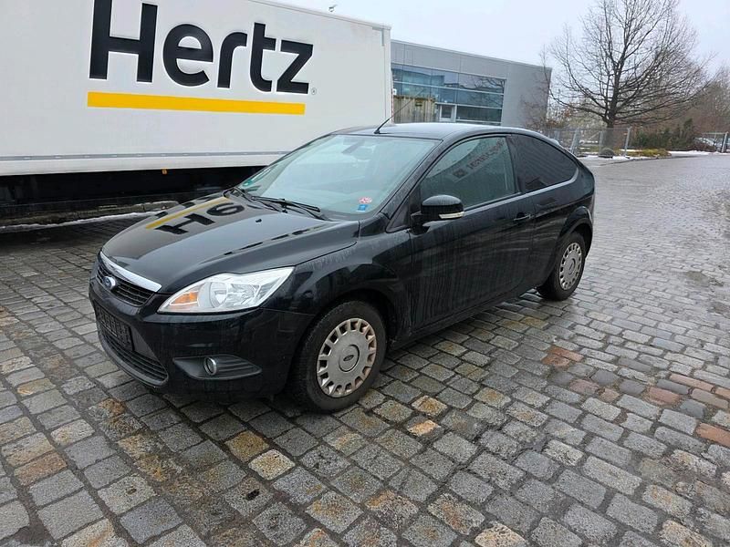 Gebraucht Ford Focus 125 PS (91 kW) 2008 Schwarz Kleinwagen