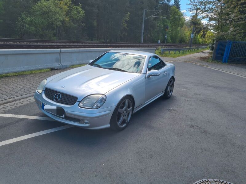 Silber Gebraucht 2000 Mercedes SLK200 Cabrio | 4.500 € (Fairer Preis) - Bild 1/4