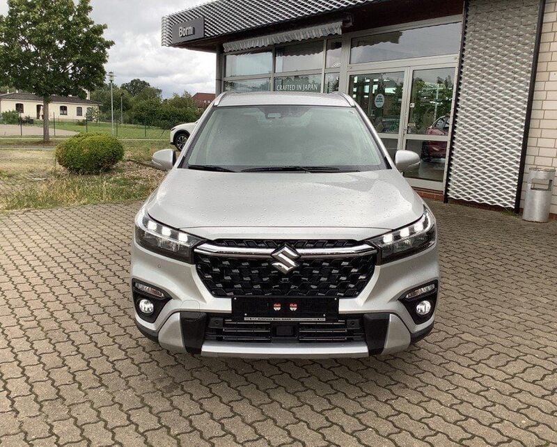 Silber Gebraucht 2023 Suzuki SX4 S-Cross Comfort SUV | 21.500 € (Superpreis) - Bild 1/4