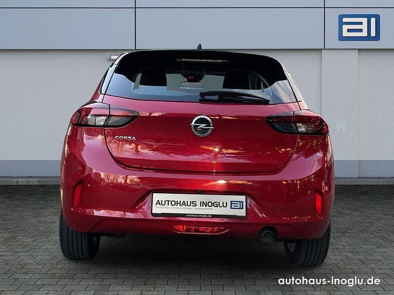 Gebraucht Opel Corsa Elegance 101 PS (74 kW) 2023 Rot chili rot/kardio rot (metallic) Kleinwagen