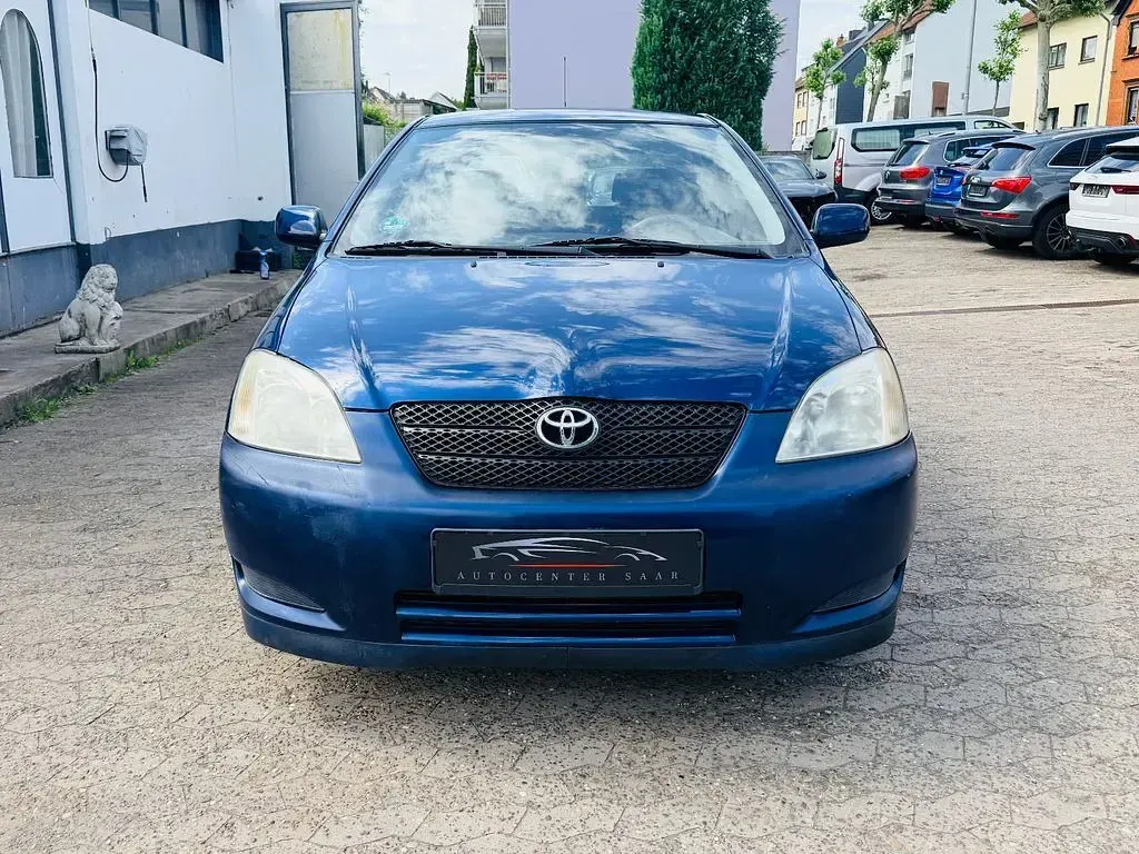 Gebraucht Toyota Corolla 97 PS (71 kW) 2002 Blau Kleinwagen