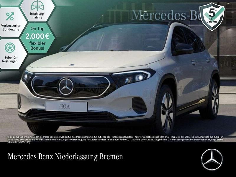 Weiß Gebraucht 2023 Mercedes EQA250 Electric Art SUV | 31.490 € (Fairer Preis) - Bild 1/3
