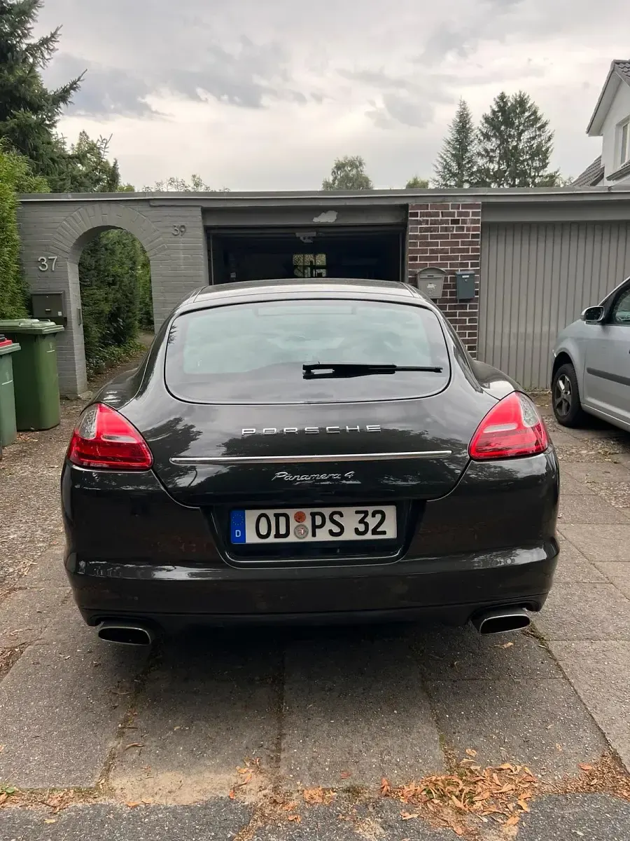 Gebraucht Porsche Panamera 4 300 PS (220 kW) 2010 Braun Kleinwagen