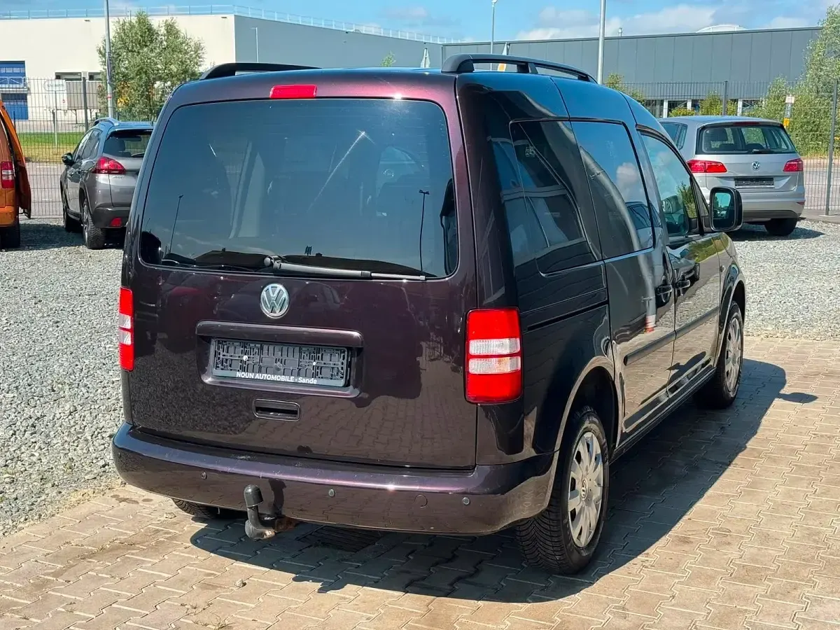 Gebraucht VW Caddy 86 PS (63 kW) 2011 Braun Van / Kleinbus