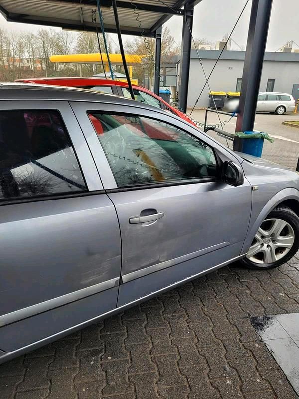 Gebraucht Opel Astra 88 PS (64 kW) 2005 Grau Kleinwagen