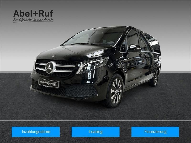 Schwarz Gebraucht 2023 Mercedes V300 Avantgarde Van / Kleinbus | 58.699 € (Guter Preis) - Bild 1/4