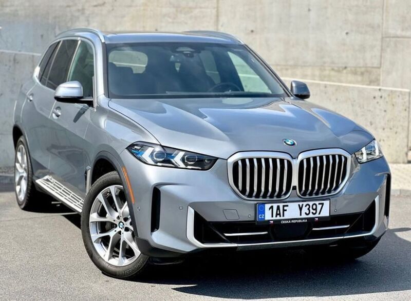 Grau Gebraucht 2023 BMW X5 Sport Line SUV | 67.900 € (Etwas zu teuer) - Bild 1/4