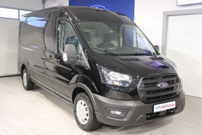 Neu Ford Transit Trend 131 PS (96 kW) 2025 Schwarz Pickup