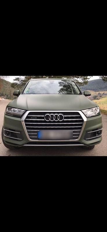 Braun Gebraucht 2017 Audi Q7 Ambiente SUV | 27.000 € (Superpreis) - Bild 1/4