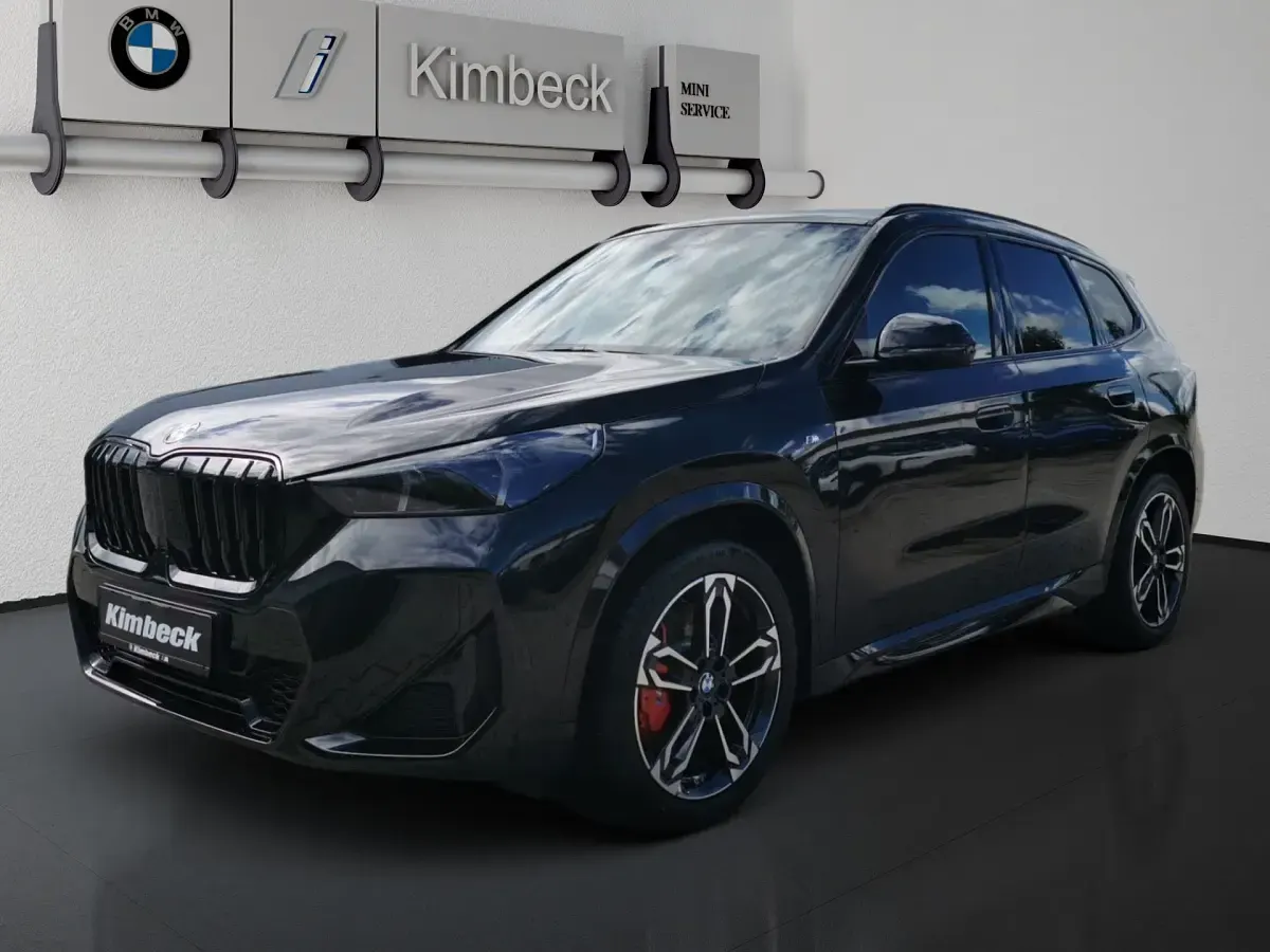 Gebraucht BMW X1 M Sport 170 PS (125 kW) 2025 Schwarz SUV